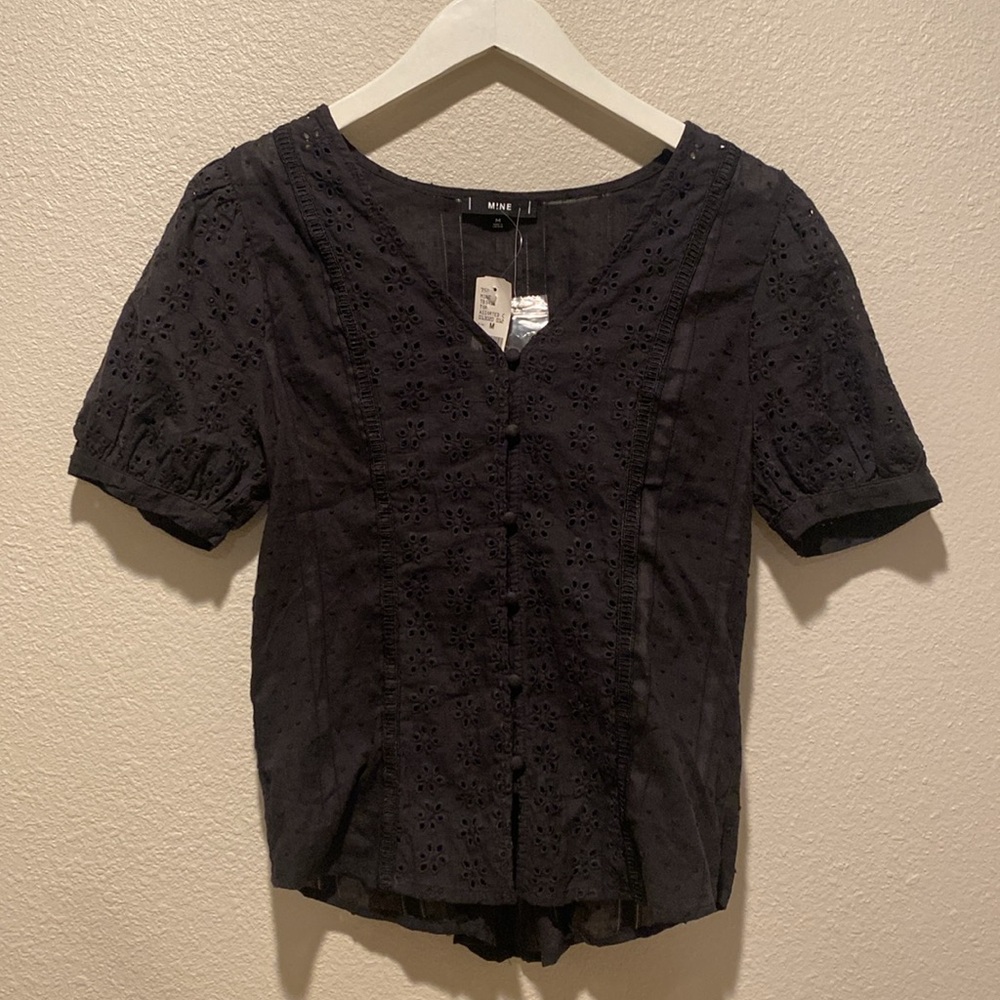 Short sleeve black eyelet corset style Blouse Size Medium button front cotton